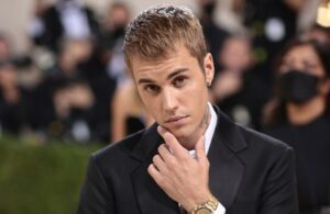 Justin Bieber : Une paralysie faciale le ronge à petit feu